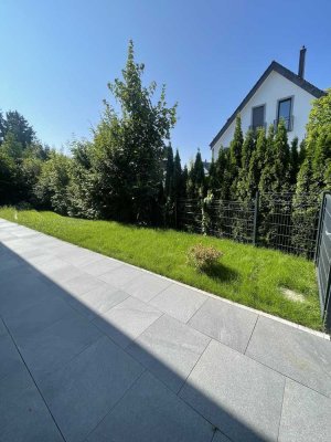 2-Zimmer-Terrassenwohnung mit eigenem Garten, hell, ruhig, modern geschnitten