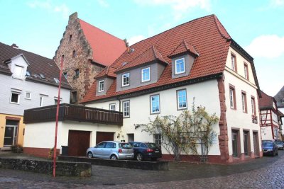 Schöne und neuwertige 2-Zimmer-Erdgeschosswohnung mit gehobener Innenausstattung in Erbach