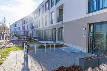 *** NEUBAU * 2 Zimmer * Balkon * Tiefgarage * 10/2025 * EBK vorhanden ***