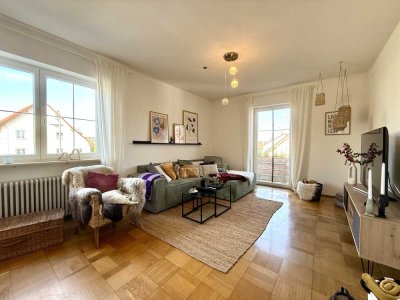 Großzügige Wohnung - nahe Memmingen mit Küche, Balkon und Dachterrasse