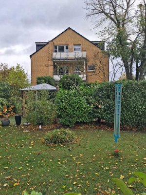 Ruhige und gepflegte Wohnung mit Terrasse und Gartenbenutzung