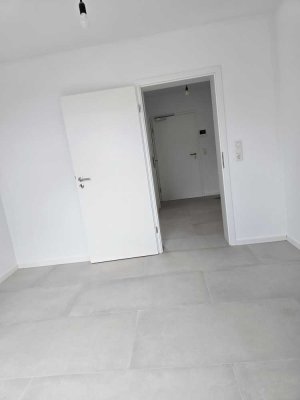 Neubau Erstbezug- Exklusive 3 Zimmerwohnung auf 2 Ebenen in Griesheim