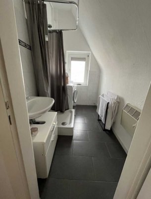 Schöne Altbauwohnung zur Miete - Innenstadt