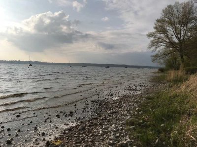 Exklusive, geräumige 1,5-Zimmer-Wohnung mit Terasse und EBK in Herrsching am Ammersee