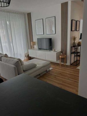 Exklusive, neuwertige 2-Raum-Erdgeschosswohnung mit luxuriöser Innenausstattung und EBK in Flein