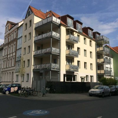sanierte 2 Zi Whg, Parkett, Balkon, Maschseeviertel