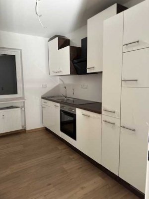 Moderne 3-Zimmer-Wohnung mit Einbauküche in Paderborn/Elsen