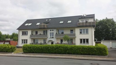 Attraktive und neuwertige 3-Zimmer-Wohnung mit geh. Innenausstattung mit Balkon in Rheda-Wiedenrück