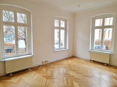 +++ 3 ½- Zimmer-Wohnung mit Wintergarten und Speisezimmer in Zwickau-Pölbitz +++