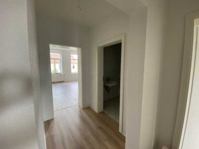 Renovierte helle 3-Raum-Wohnung mit Balkon in Leipzig
