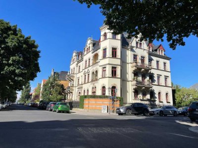 Gründerzeit trifft Moderne! Wunderschöne Wohnung in gefragter Dresdner Stadtlage!