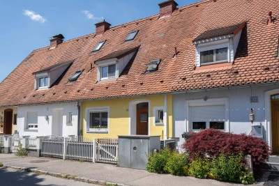 Gepflegtes Reihenhaus mit Garten, Whirlpool und Sauna in Steyr – Münichholz