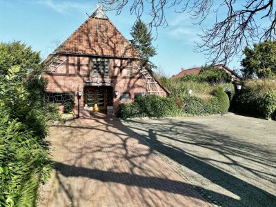 Traum verwirklichen im historischen Niedersachsenhaus: Wohnen, genießen oder ein eigenes Café?