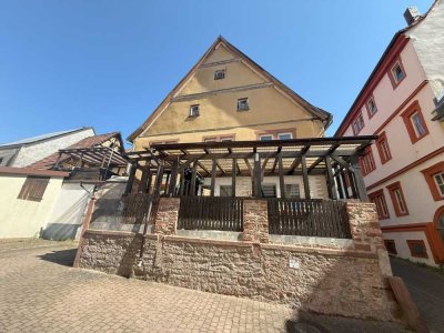 Denkmalimmobilie - Eigentumswohnung im Ortskern