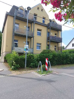 3 Zimmer mit Balkon & Stellplatz in Neukirchen