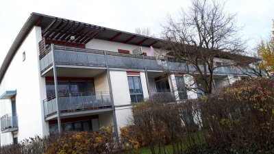 Ruhige, helle 2-Zimmerwohnung mit Einbauküche