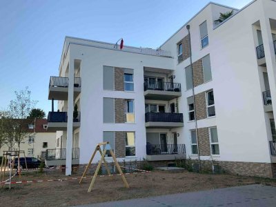 Wunderschöne 4-Zimmerwohnung, 2 Bäder, mit Balkon, über zwei Etagen - Neubau 2021