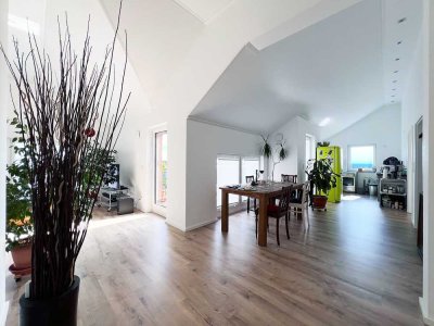 � Freiheit, Design, Lebensgefühl. Exklusives 3-Zimmer-Penthouse mit Dachterrasse, Aufzug & Erdwärme