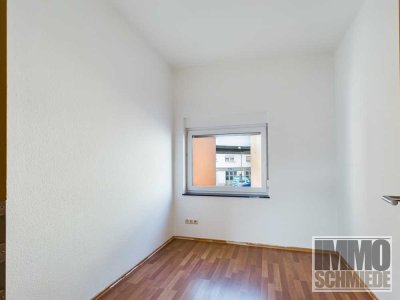 1 Zimmer in 5er-WG zu vermieten: zentral in Lollar mit Garten