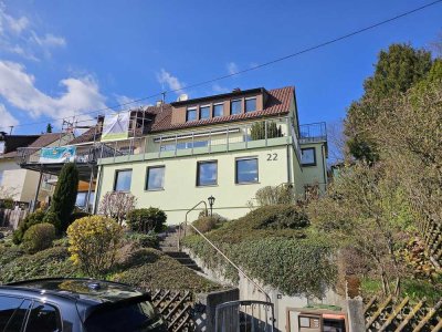 Charmante Doppelhaushälfte mit Charakter - mit großer Dachterrasse und traumhaftem Ausblick!