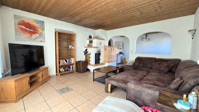 Familie gesucht - Doppelhaushälfte mit Balkon und Einzelgarage in zentraler Lage freut sich auf Sie!