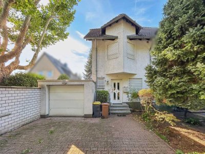 Großzügige Doppelhaushälfte mit Garten und Garage in hervorragender Lage von Hanau