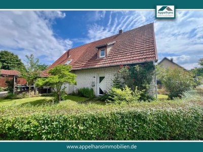 Bad Essen: Wohnhaus mit Doppelgarage und Potential