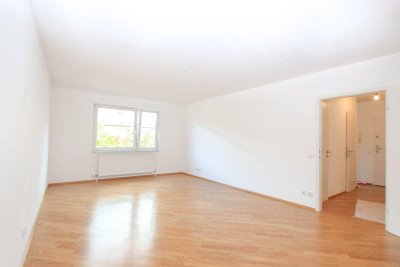 Ruhig und doch Zentral : Helle, moderne Neubau-Wohnung