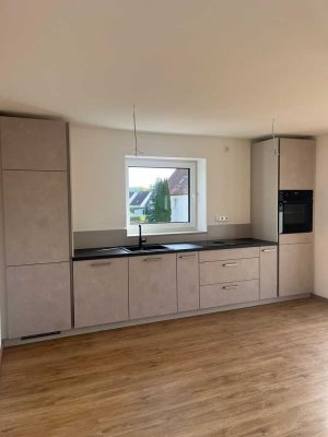 84m2 Wohnung zur Miete, EBK, Balkon, Garten, Keller, Garage in Wassertrüdingen