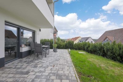 Große 2-Zimmer-Wohnung mit Terrasse und Garten