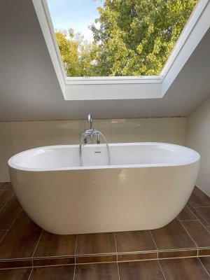Exklusive Maisonette-Wohnung mit großer Dachterrasse und 5 Zimmern!