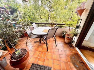 Gut geschnittene 3 ZKB-ETW mit großer Loggia in MA-Neuostheim im 4 FH.