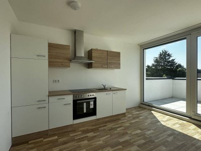 ERSTBEZUG! Moderne 2-Zimmerwohnung mit Terrasse und Balkon Nähe U1