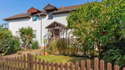 Einziehen & wohlfühlen – Reihenmittelhaus mit Terrasse, Balkon, Stellplatz und praktischem Grundriss