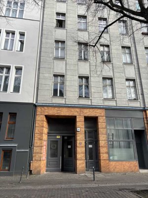 Bright furnished 2-room apartment *limited to 6 months*