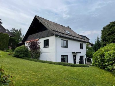 Von Privat: Sehr durchdachtes sonnig gelegenes Mehrgenerationenhaus mit Bocksbergblick