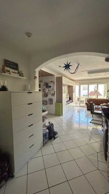 Pfiffige 4-Zimmer Eigentumswohnung mit Garage