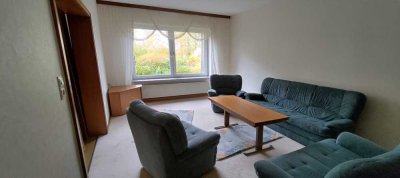 Helle teilmöblierte Wohnung in Hille. Erdgeschoss, 2-Zimmer, Einbauküche, gr. Abstellr., Bad