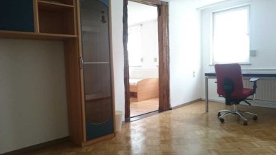 Großes helles Zimmer im Herzen von Weil der Stadt