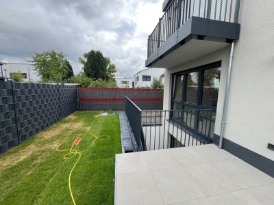 NEUBAU-ERSTBEZUG. 5-Zimmer Maisonette der Extraklasse mit kleinem Garten