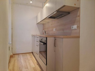 Im Herzen der Altstadt! Leistbare 2 Zimmerwohnung am Mehlplatz!