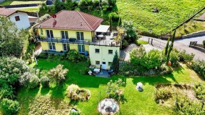 Modernes und Charmantes Einfamilienhaus in idyllischer Lage
