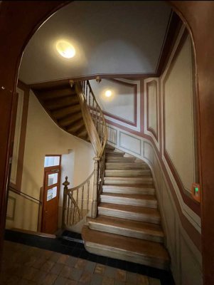 ++ Beste Lage // LEERSTAND ab 01.01.26 // Aufzug // Parkettboden ++