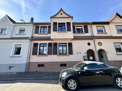 Zentrale 2,5-Zi-Altstadt-Wohnung mit Gartenmitnutzung inkl. Strom & Heizung