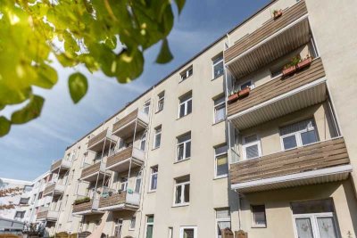 Mit Balkon! Modernisierte 2-Zimmer-Wohnung in Bremerhaven-Lehe