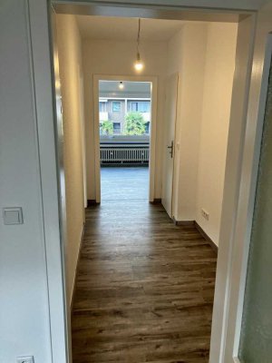 Erstbezug nach Kernsanierung – moderne 2-Zimmer-Wohnung mit Balkon im Duisburger Süden