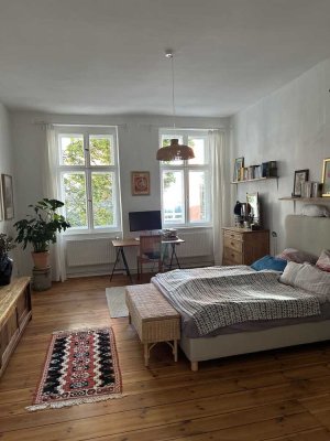 Großzügige 2,5 -Zimmer-Wohnung (103 m²) mit Wohnküche und 2 Bädern