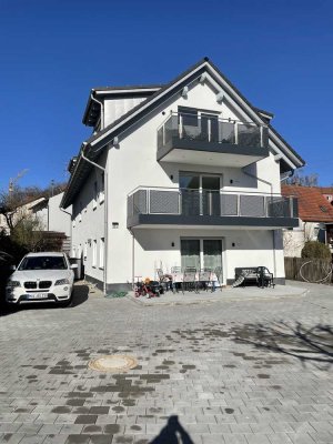 Erstbezug nach Neubau. Großzügige, helle 4,5-Zimmer-Wohnung mit Balkon in Mainburg!