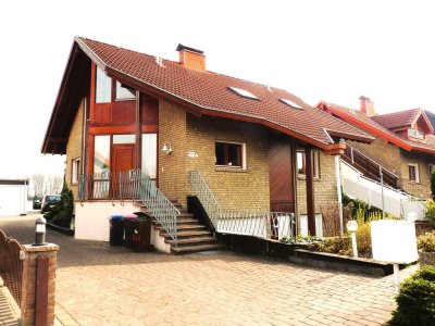 Exklusives freistehendes Architekten-/ Mehrfamilienhaus mit Einfamilienhaus-Charakter