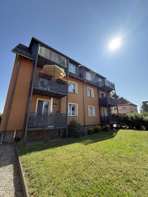 Sonnige 3 Zimmer Maisonette-Wohnung mit Süd-Balkon, Stellplatz und Gartennutzung, top saniert und ge
